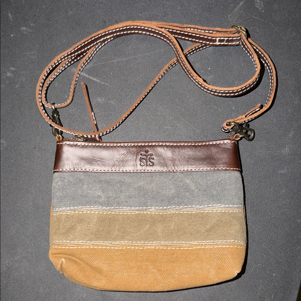 STS Ranchwear Multicolor Crossbody Bag